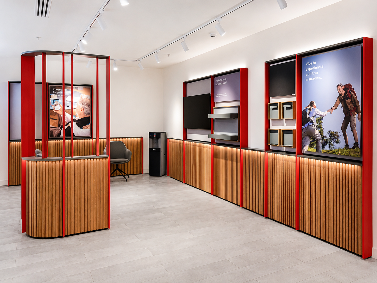 Sala de exhibición y mobiliario de GAES Apoquindo